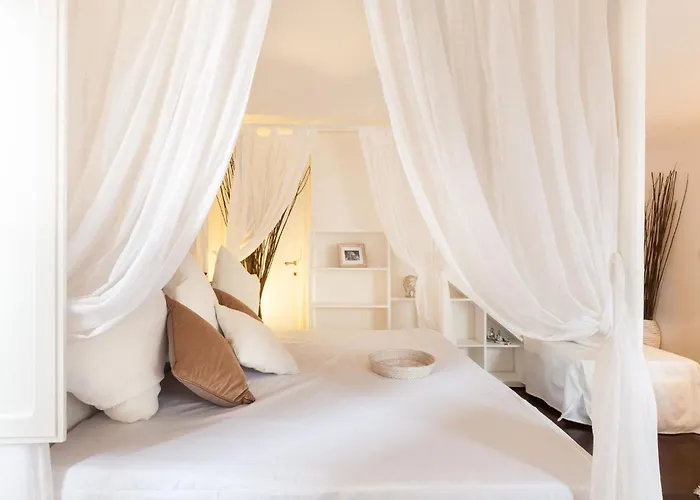 Daire Endless Beauty - Charming Attic In The Heart Of Roma