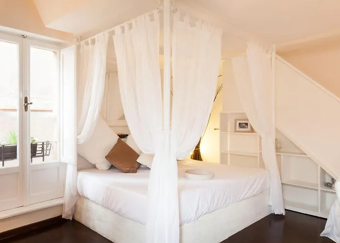 Endless Beauty - Charming Attic In The Heart Of Roma