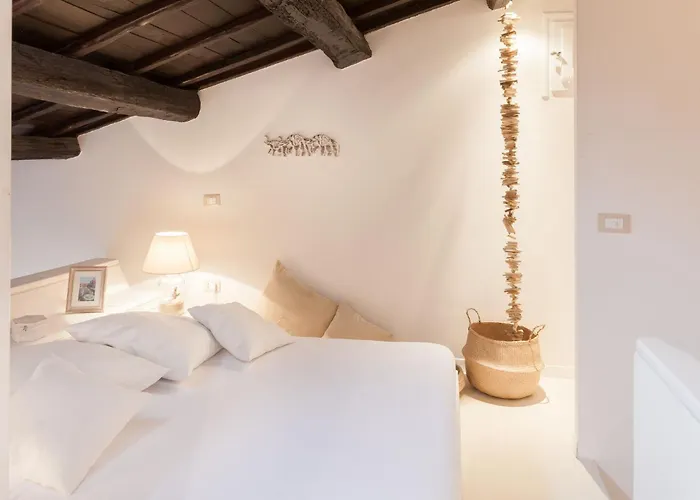 Endless Beauty - Charming Attic In The Heart Of * Roma